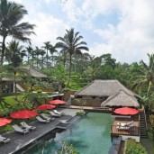 awan biru villa